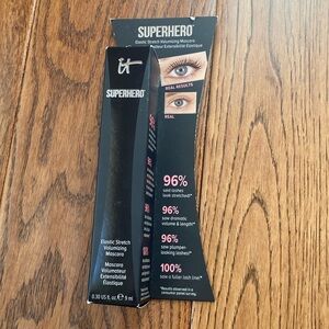 NWT IT Cosmetics Superhero Mascara in Super Black